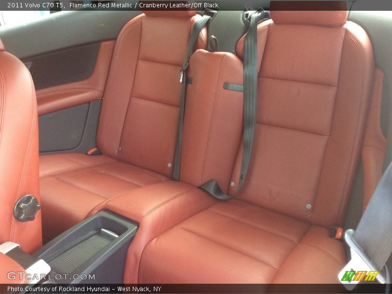Flamenco Red Metallic / Cranberry Leather/Off Black 2011 Volvo C70 T5