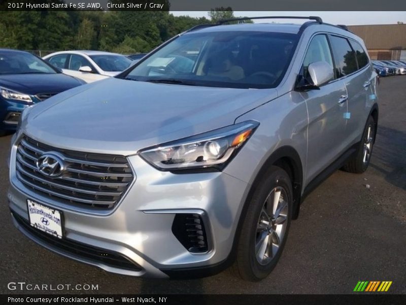 Circuit Silver / Gray 2017 Hyundai Santa Fe SE AWD