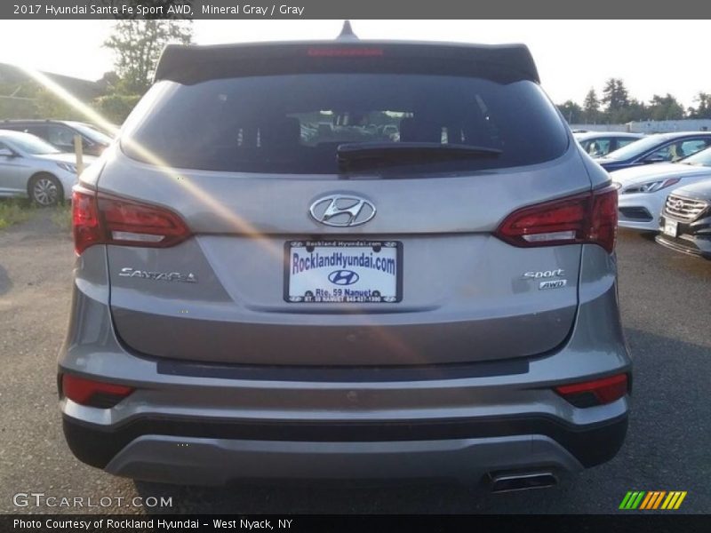 Mineral Gray / Gray 2017 Hyundai Santa Fe Sport AWD