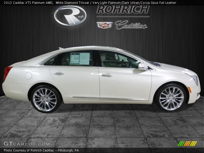 White Diamond Tricoat / Very Light Platinum/Dark Urban/Cocoa Opus Full Leather 2013 Cadillac XTS Platinum AWD