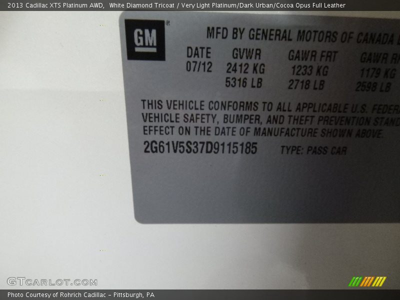 White Diamond Tricoat / Very Light Platinum/Dark Urban/Cocoa Opus Full Leather 2013 Cadillac XTS Platinum AWD