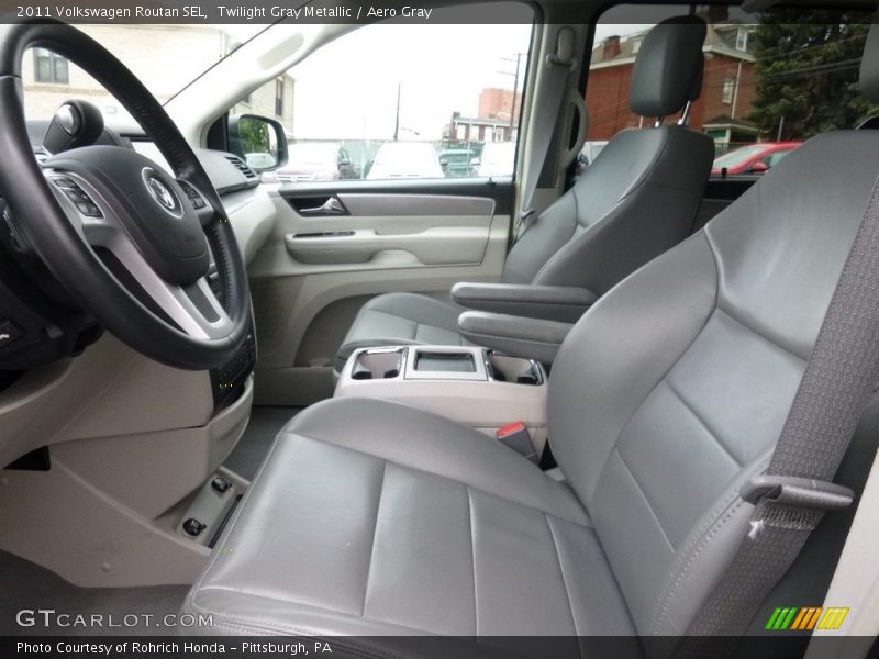 Twilight Gray Metallic / Aero Gray 2011 Volkswagen Routan SEL