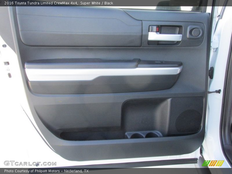 Super White / Black 2016 Toyota Tundra Limited CrewMax 4x4