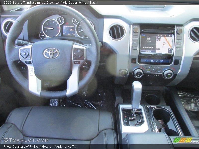 Super White / Black 2016 Toyota Tundra Limited CrewMax 4x4