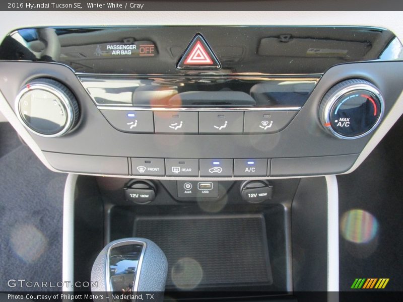 Winter White / Gray 2016 Hyundai Tucson SE