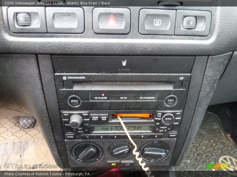 Atlantic Blue Pearl / Black 2000 Volkswagen Jetta GLS Sedan