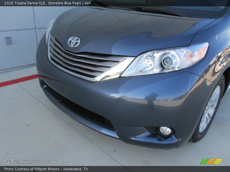 Shoreline Blue Pearl / Ash 2016 Toyota Sienna XLE