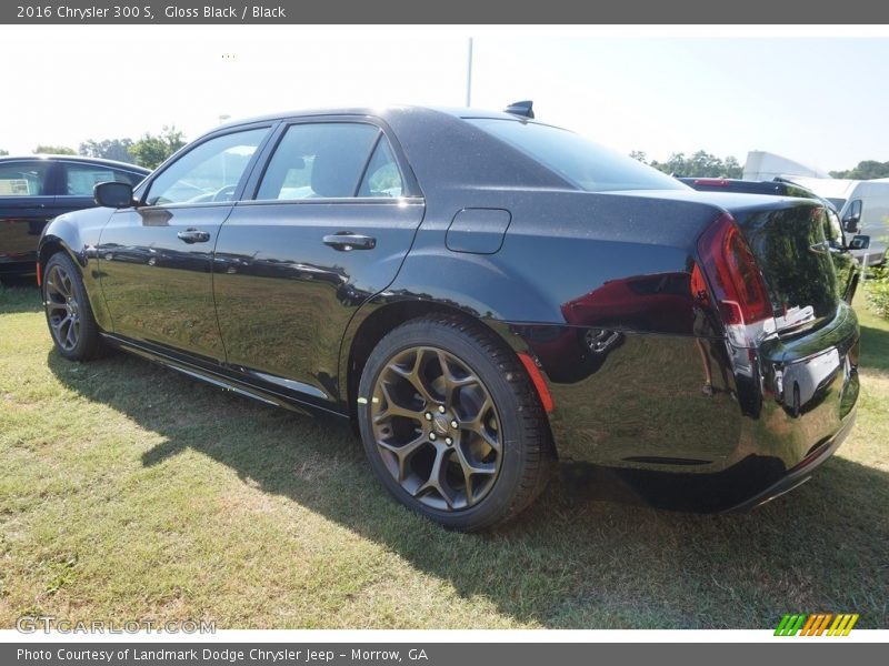 Gloss Black / Black 2016 Chrysler 300 S
