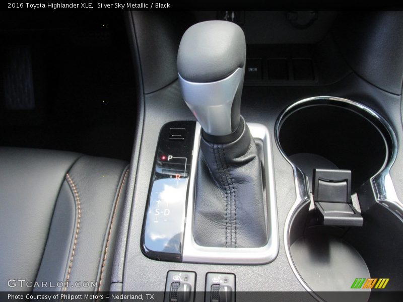 Silver Sky Metallic / Black 2016 Toyota Highlander XLE