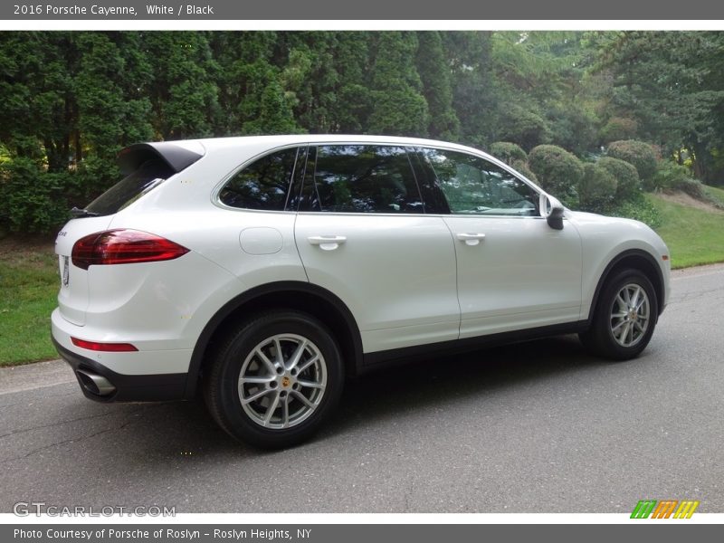 White / Black 2016 Porsche Cayenne