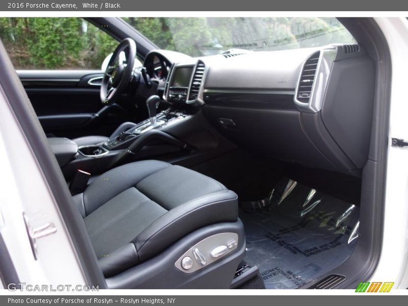 White / Black 2016 Porsche Cayenne