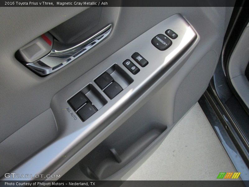 Controls of 2016 Prius v Three