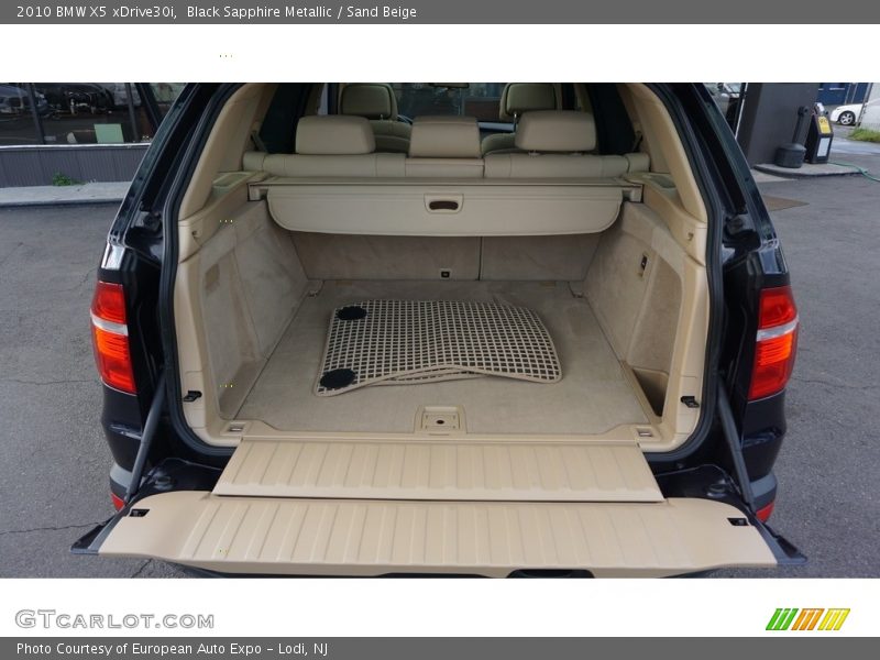 Black Sapphire Metallic / Sand Beige 2010 BMW X5 xDrive30i