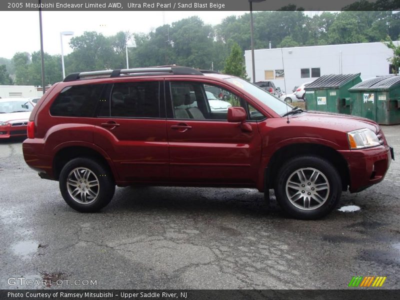 Ultra Red Pearl / Sand Blast Beige 2005 Mitsubishi Endeavor Limited AWD