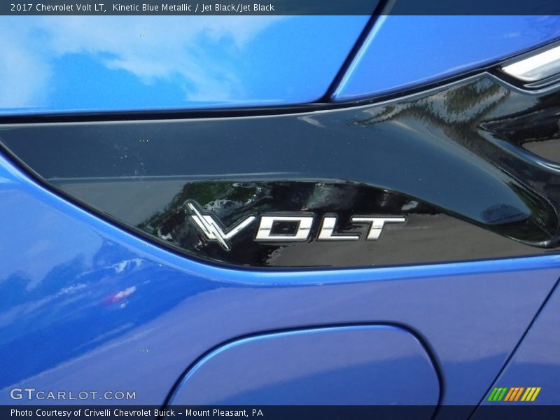 Kinetic Blue Metallic / Jet Black/Jet Black 2017 Chevrolet Volt LT