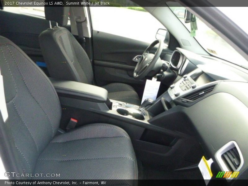 Summit White / Jet Black 2017 Chevrolet Equinox LS AWD