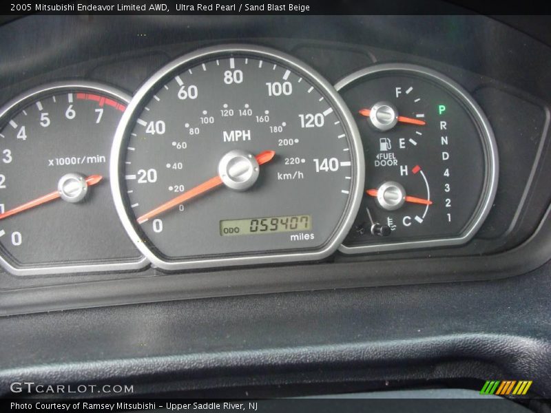 Ultra Red Pearl / Sand Blast Beige 2005 Mitsubishi Endeavor Limited AWD