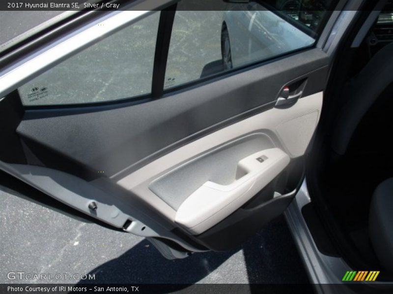 Silver / Gray 2017 Hyundai Elantra SE
