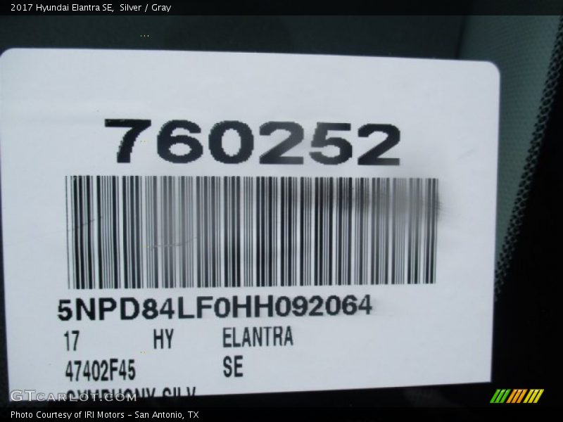 Silver / Gray 2017 Hyundai Elantra SE
