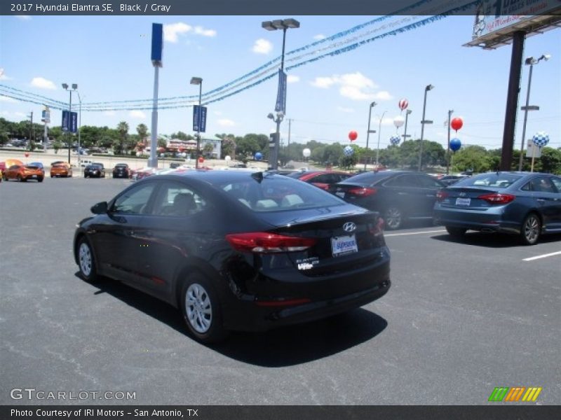 Black / Gray 2017 Hyundai Elantra SE