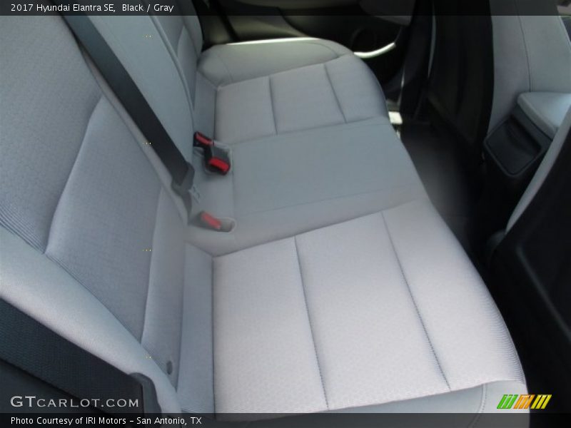 Black / Gray 2017 Hyundai Elantra SE