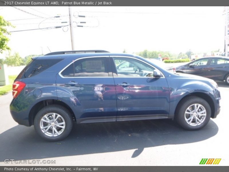 Patriot Blue Metallic / Jet Black 2017 Chevrolet Equinox LT AWD