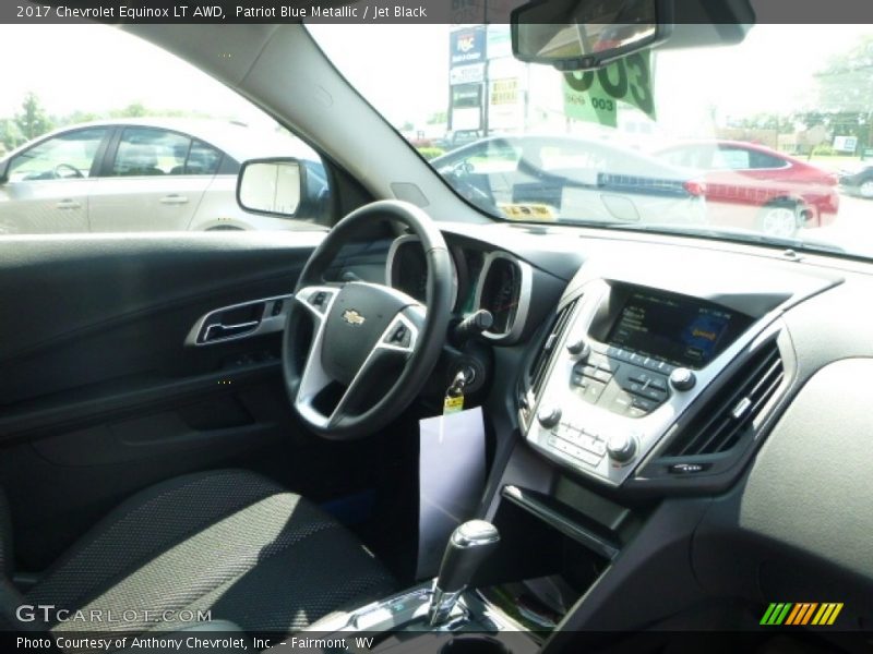 Patriot Blue Metallic / Jet Black 2017 Chevrolet Equinox LT AWD