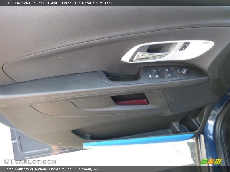 Patriot Blue Metallic / Jet Black 2017 Chevrolet Equinox LT AWD
