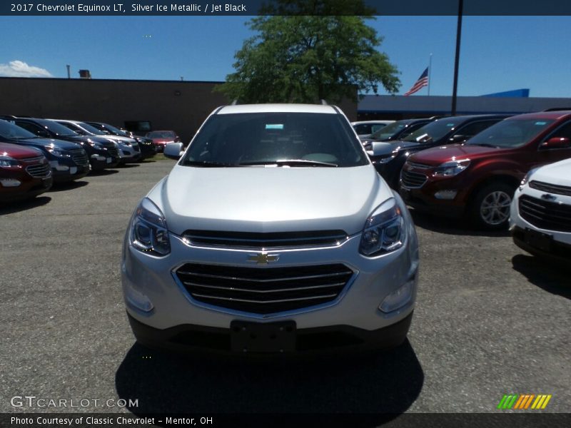 Silver Ice Metallic / Jet Black 2017 Chevrolet Equinox LT