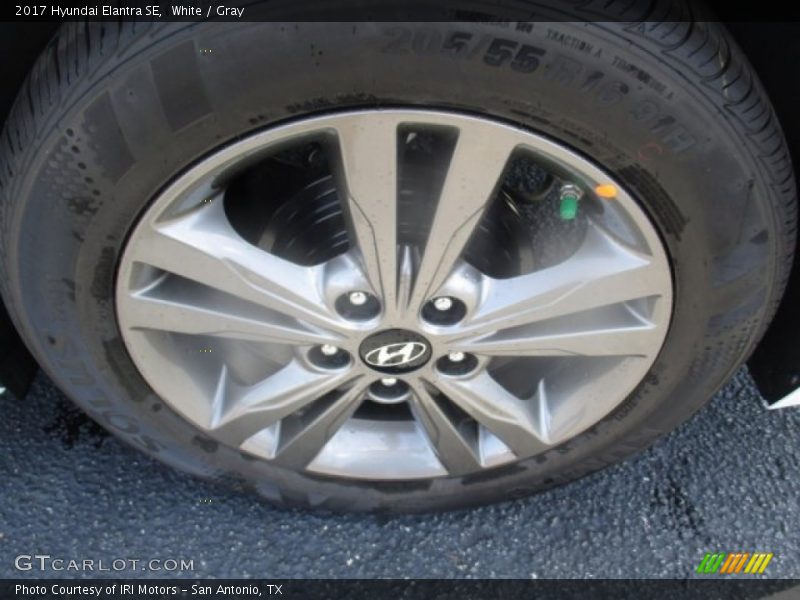 White / Gray 2017 Hyundai Elantra SE
