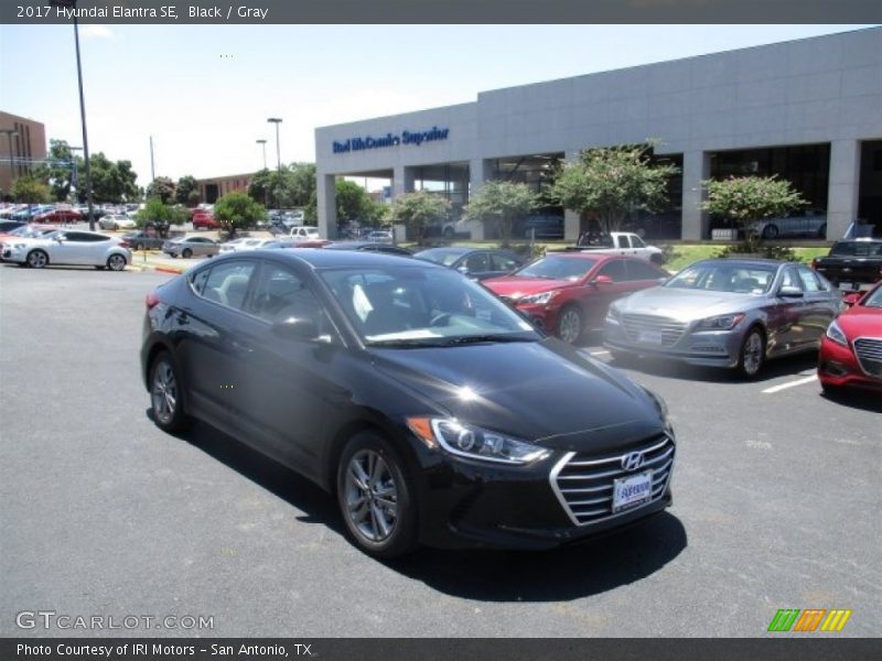 Black / Gray 2017 Hyundai Elantra SE