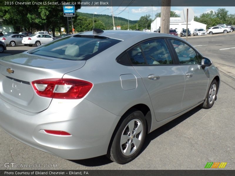 Silver Ice Metallic / Jet Black 2016 Chevrolet Cruze LS Sedan