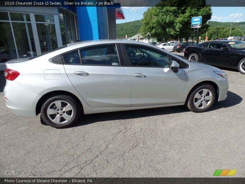 Silver Ice Metallic / Jet Black 2016 Chevrolet Cruze LS Sedan