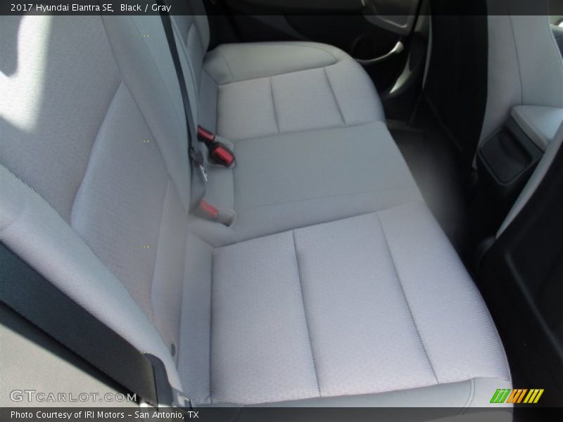 Black / Gray 2017 Hyundai Elantra SE