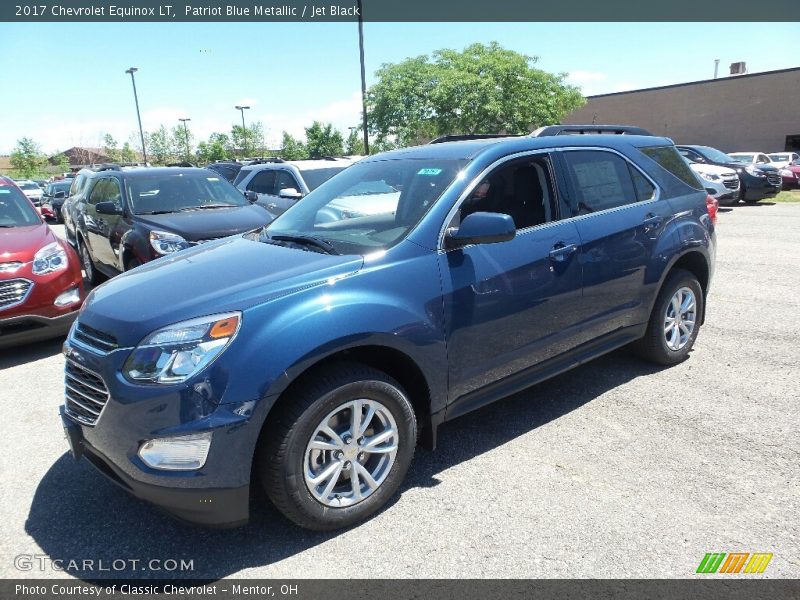 Patriot Blue Metallic / Jet Black 2017 Chevrolet Equinox LT