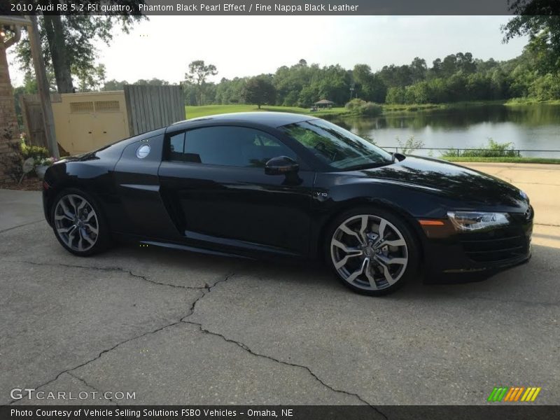  2010 R8 5.2 FSI quattro Phantom Black Pearl Effect