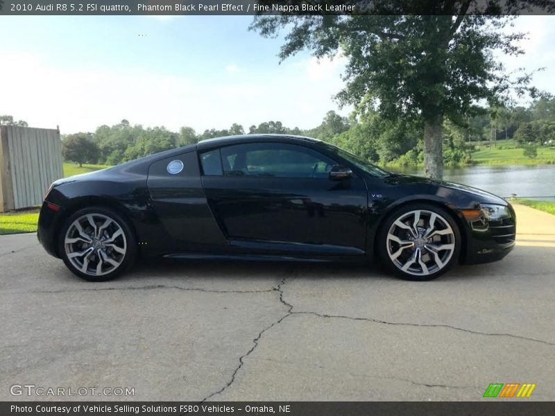  2010 R8 5.2 FSI quattro Phantom Black Pearl Effect
