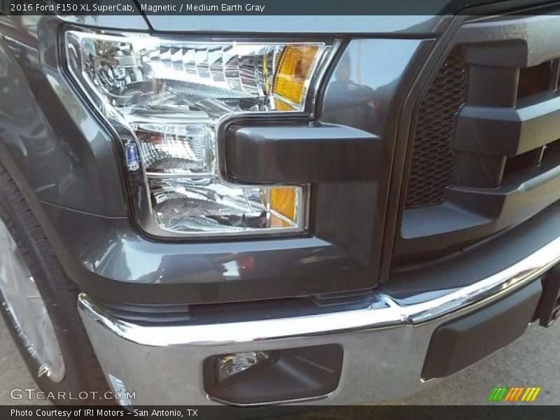 Magnetic / Medium Earth Gray 2016 Ford F150 XL SuperCab