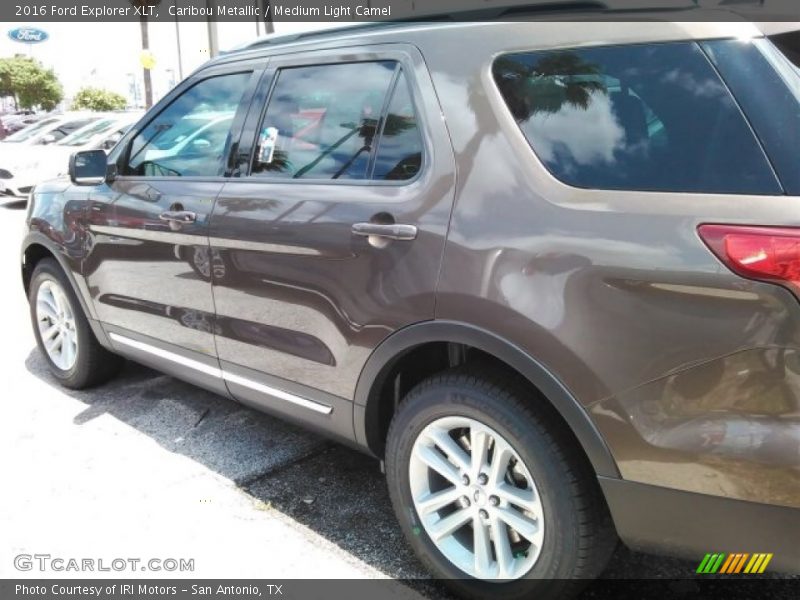 Caribou Metallic / Medium Light Camel 2016 Ford Explorer XLT