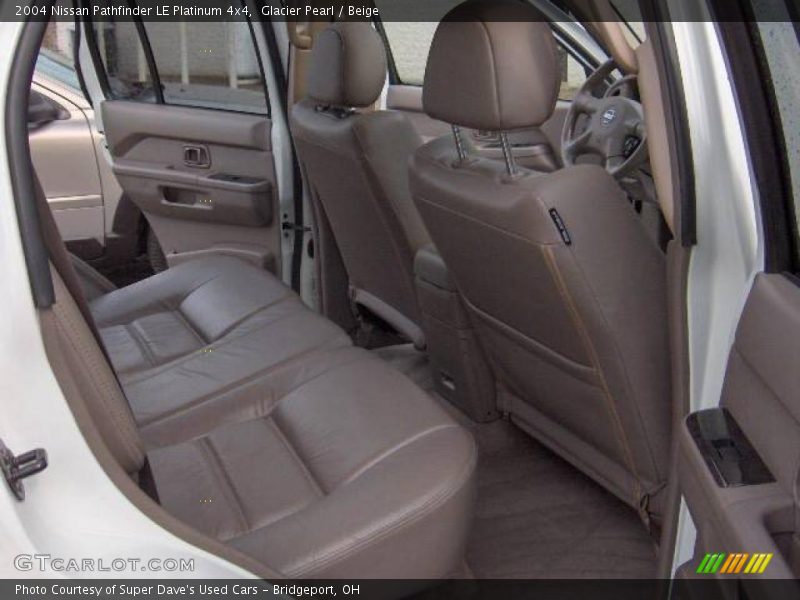 Glacier Pearl / Beige 2004 Nissan Pathfinder LE Platinum 4x4
