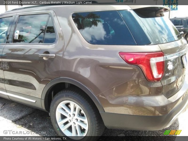 Caribou Metallic / Medium Light Camel 2016 Ford Explorer XLT