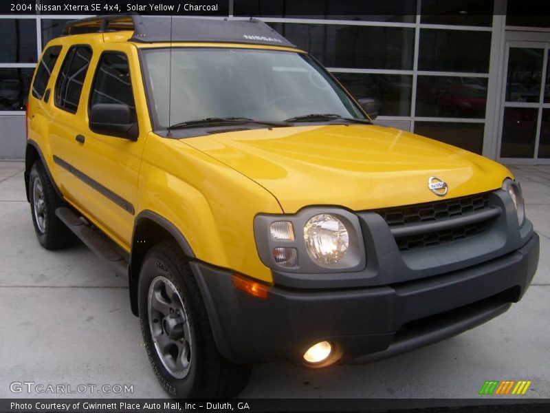 Solar Yellow / Charcoal 2004 Nissan Xterra SE 4x4