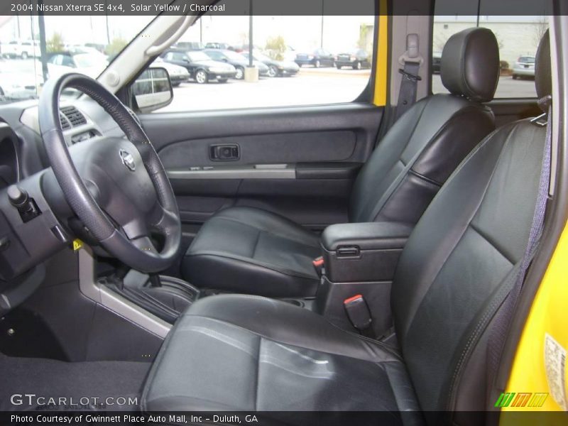 Solar Yellow / Charcoal 2004 Nissan Xterra SE 4x4