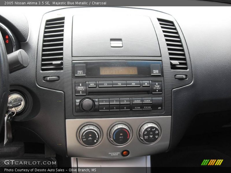 Majestic Blue Metallic / Charcoal 2005 Nissan Altima 3.5 SE