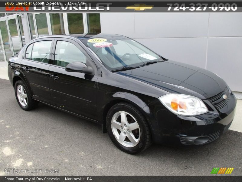 Black / Gray 2005 Chevrolet Cobalt LS Sedan