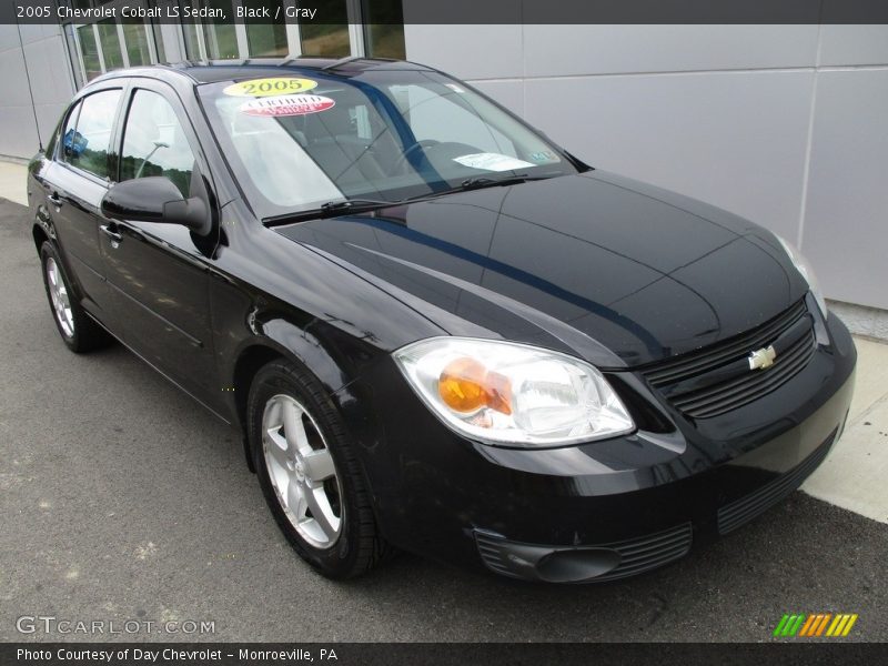 Black / Gray 2005 Chevrolet Cobalt LS Sedan