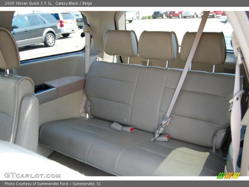 Galaxy Black / Beige 2005 Nissan Quest 3.5 SL