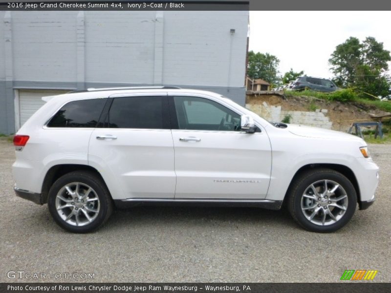 Ivory 3-Coat / Black 2016 Jeep Grand Cherokee Summit 4x4