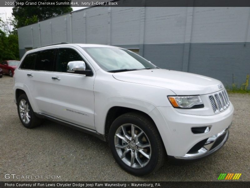 Ivory 3-Coat / Black 2016 Jeep Grand Cherokee Summit 4x4