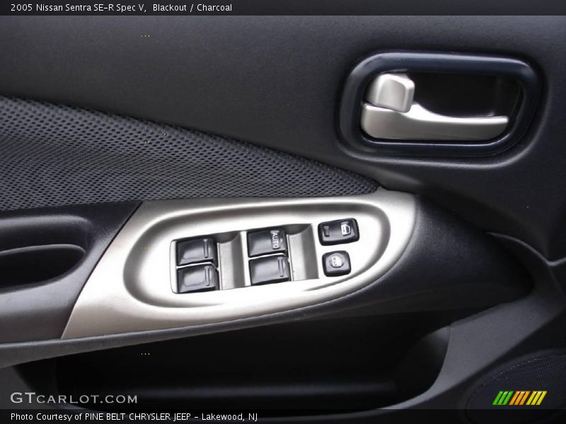 Blackout / Charcoal 2005 Nissan Sentra SE-R Spec V